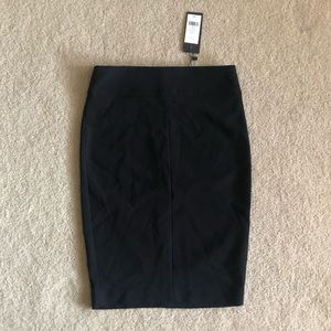 DYNAMITE pencil skirt in jet black. Size XSmall.